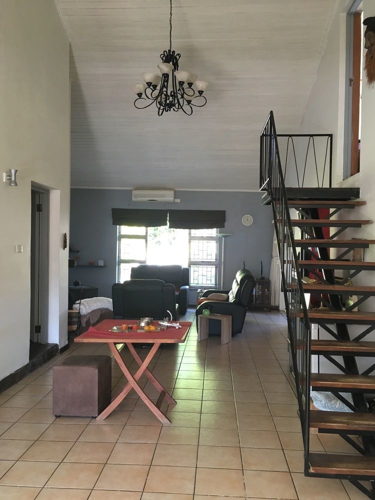 Ons Stee Bed And Breakfast Уелингтън Екстериор снимка